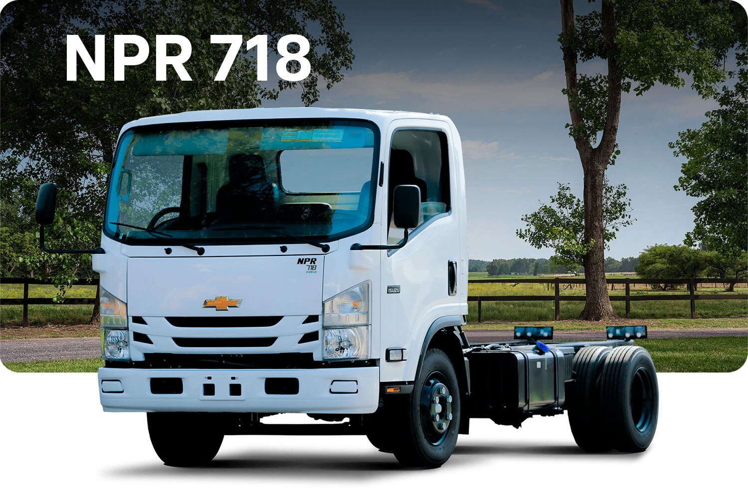 Chevrolet NPR 718 cabina y chasis vista lateral