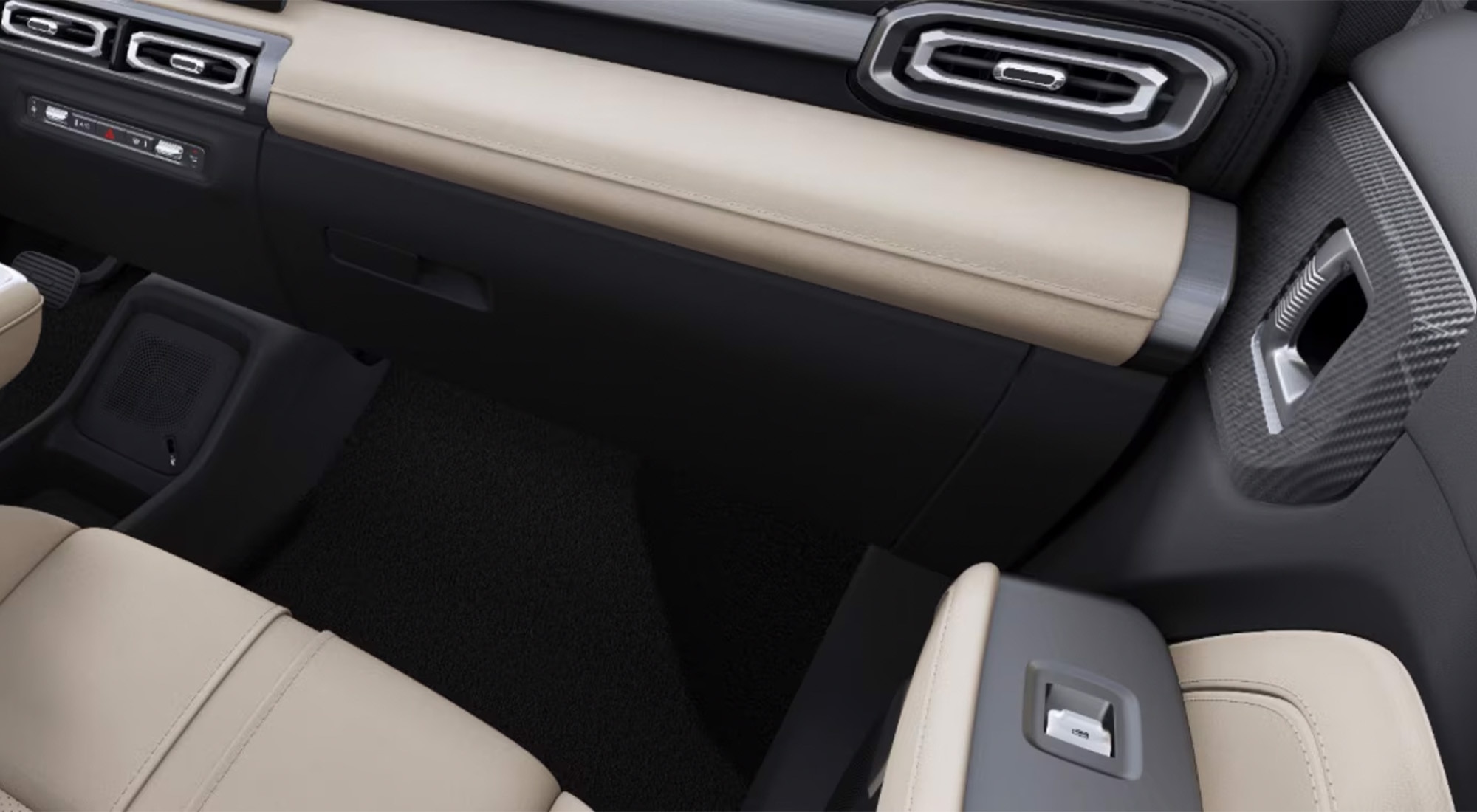 Interior beige lado pasajero Spark EUV